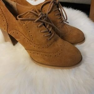Steve Madden booties brand new
